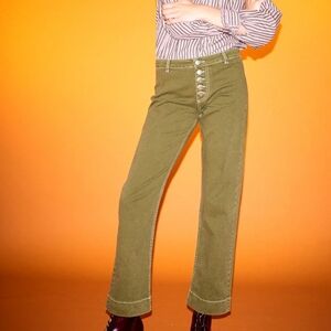 Alexa Chung Stylish Olive Ankle Jeans